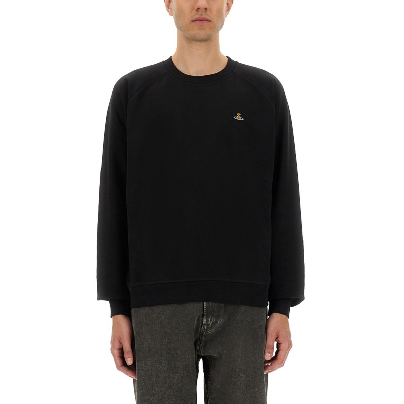 SWEATSHIRT WITH RAGLAN SLEEVES