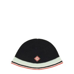 CROCHET HAT WITH LOGO