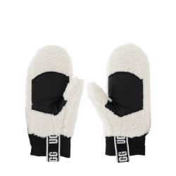 "UGGFLUFF" FLEECE KNOBS