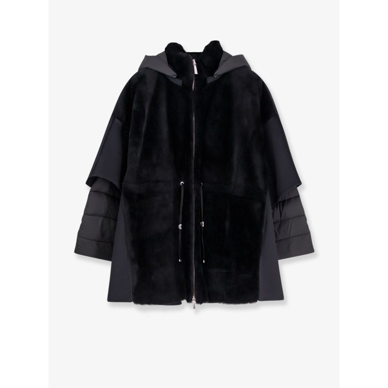 Raja shearling cape