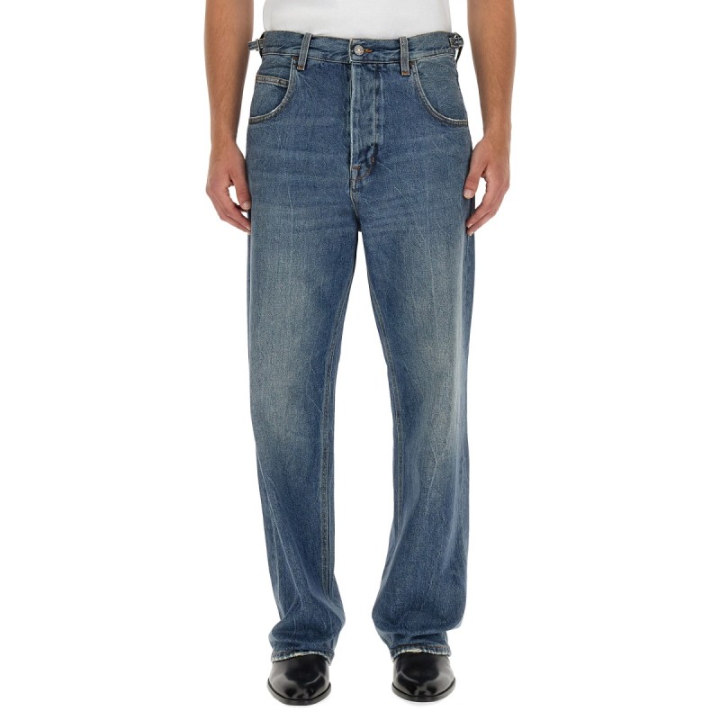 JEANS IN DENIM