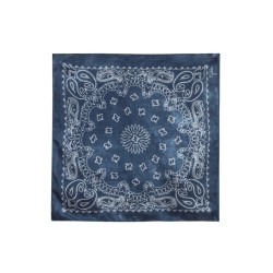 SCARF WITH PAISLEY PATTERN