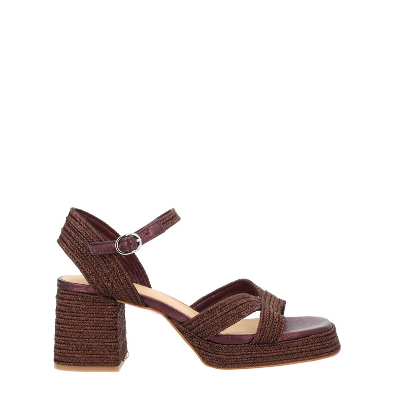 SHOE "VALLITA"
