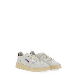 "MEDALIST LOW" SNEAKER