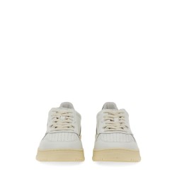 "MEDALIST LOW" SNEAKER