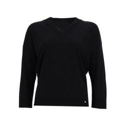 V-NECK T-SHIRT
