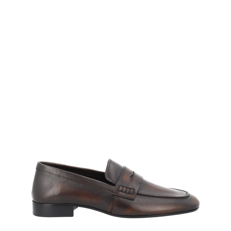 LEATHER LOAFER