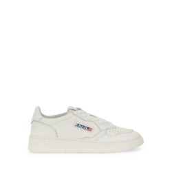 "MEDALIST LOW" SNEAKER