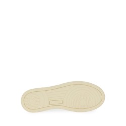 "MEDALIST LOW" SNEAKER