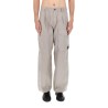 PANTALONE CARGO CON PATCH LOGO
