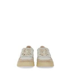 "MEDALIST" LOW SNEAKER
