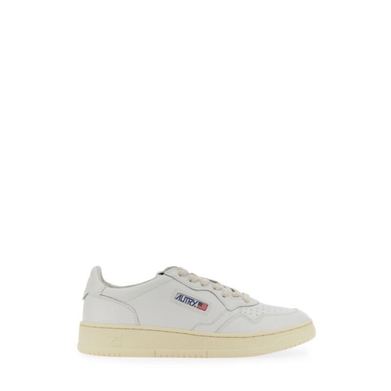 "MEDALIST LOW" SNEAKER
