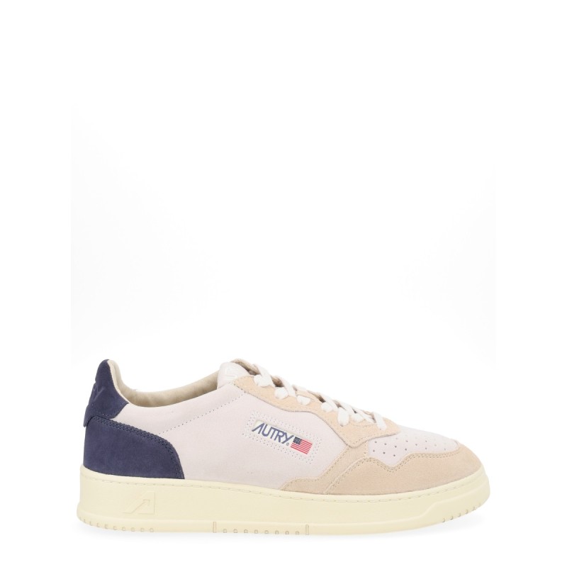 "MEDALIST LOW" SNEAKER