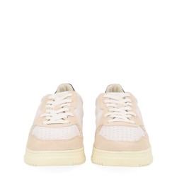 "MEDALIST LOW" SNEAKER