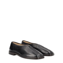 "FLAT PIPED" SLIPPER