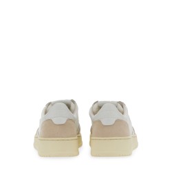 "MEDALIST LOW" SNEAKER