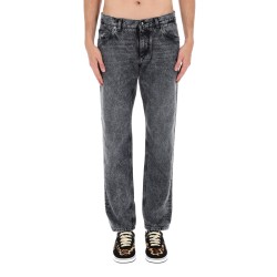 JEANS IN DENIM