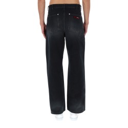 JEANS CON APPLICAZIONE LOGO