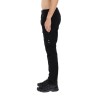 PANTALONE CARGO CON PATCH LOGO
