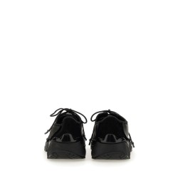 "KLOVE" SNEAKER