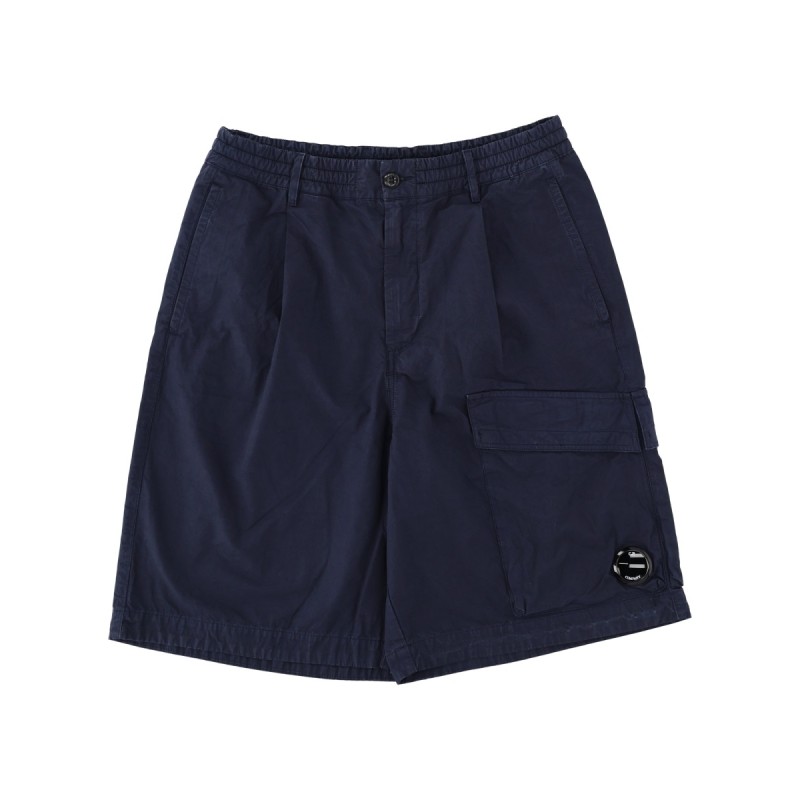SHORTS CARGO CON PATCH LOGO