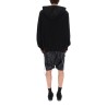 FELPA CON CAPPUCCIO OVERSIZE