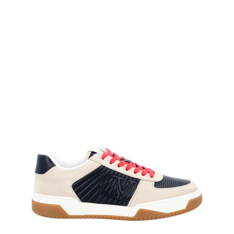 SNEAKER WITH LOGO