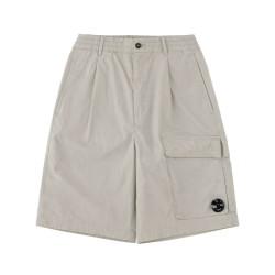 SHORTS CARGO CON PATCH LOGO