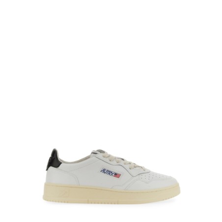 "MEDALIST LOW" SNEAKER