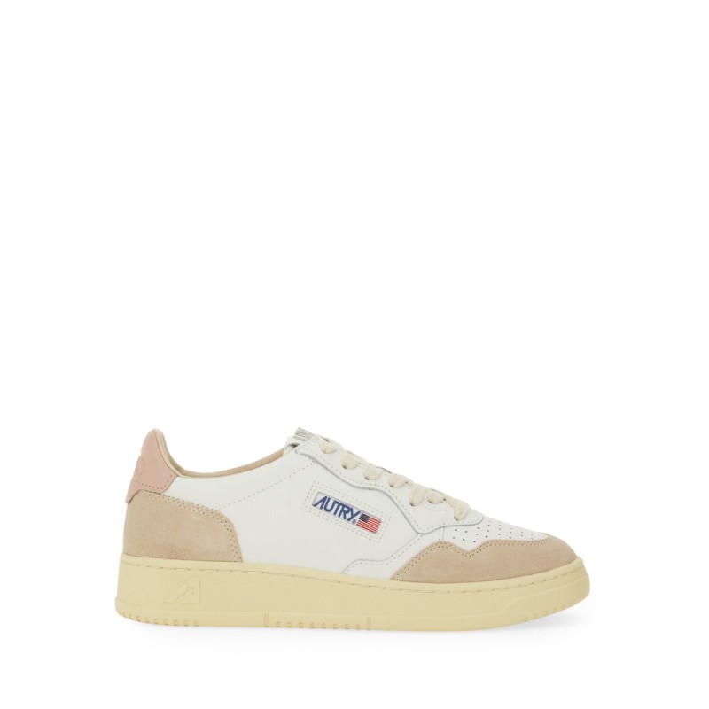 "MEDALIST LOW" SNEAKER