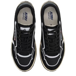 "WILDPACE LOW" SNEAKER