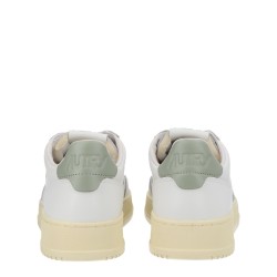 "MEDALIST LOW" SNEAKER