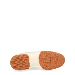 SUEDE SNEAKER