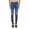 SKATER JEANS