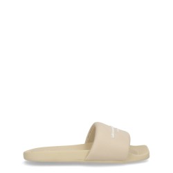 SLIP-ON SLIPPER