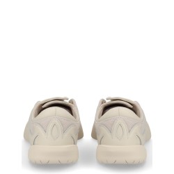 "REGU 2002" SNEAKER