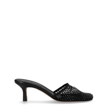 HEELED SHOE