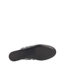 LEATHER SLIPPER WITH STUDS