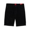 SHORTS CON PATCH LOGO