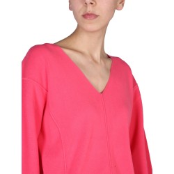 V-NECK SWEATER