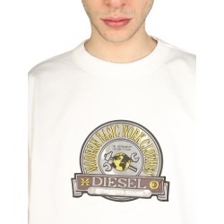 LOGO PATCH SWEATSHIRT