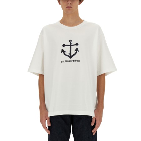 T-SHIRT WITH LOGO