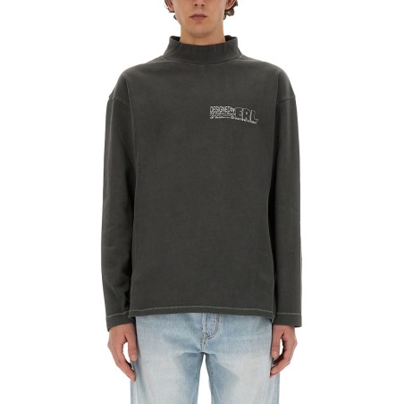 T-SHIRT WITH PRINT