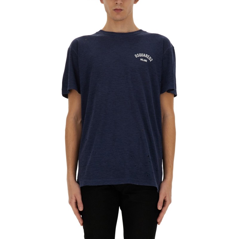 T-SHIRT WITH LOGO