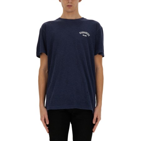 T-SHIRT WITH LOGO