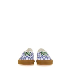 AUTHENTIC SNEAKER
