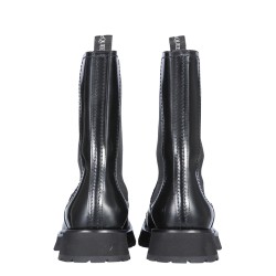 STUDDED BOOT
