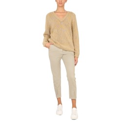V-NECK SWEATER