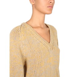 V-NECK SWEATER