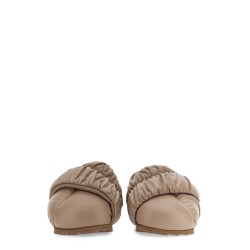 SANDAL TENT